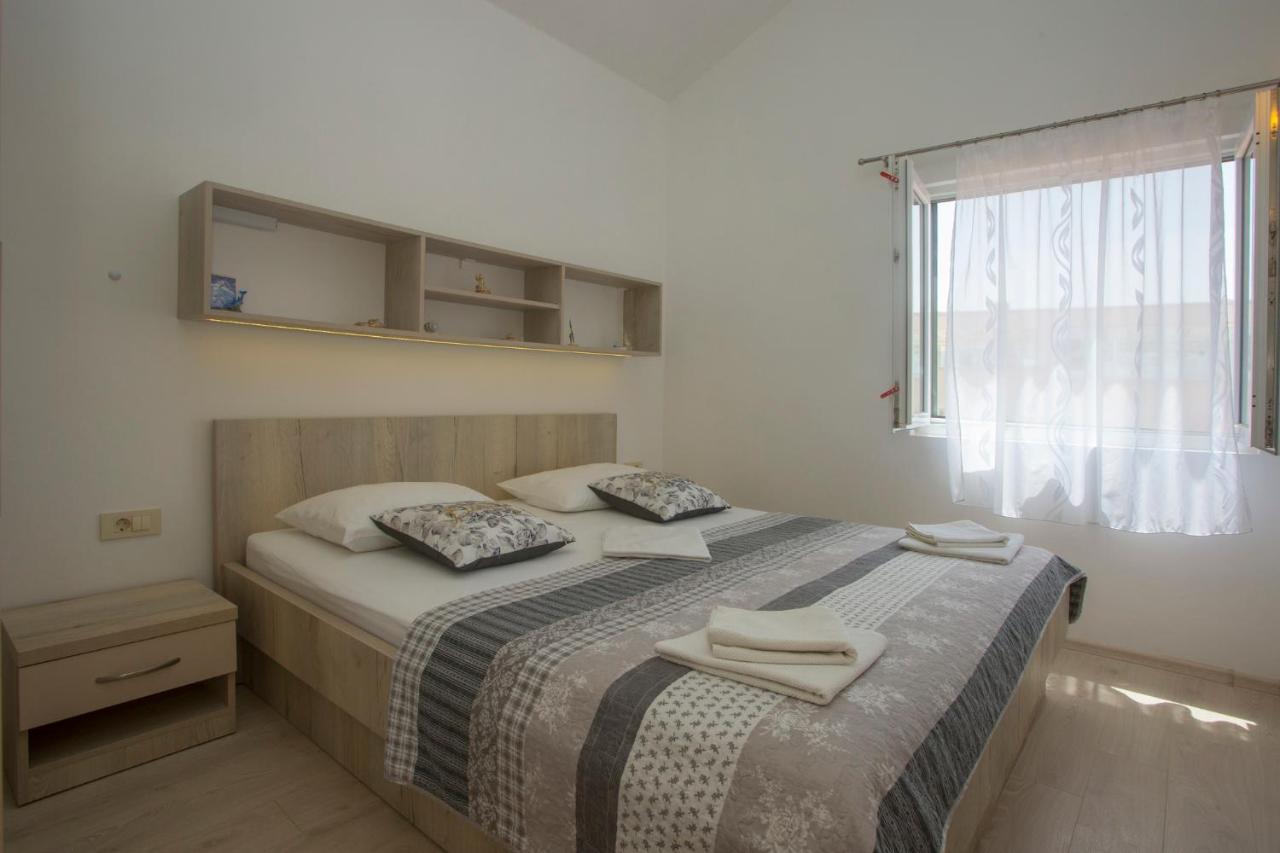 Apartments Lucija Ražanj Extérieur photo